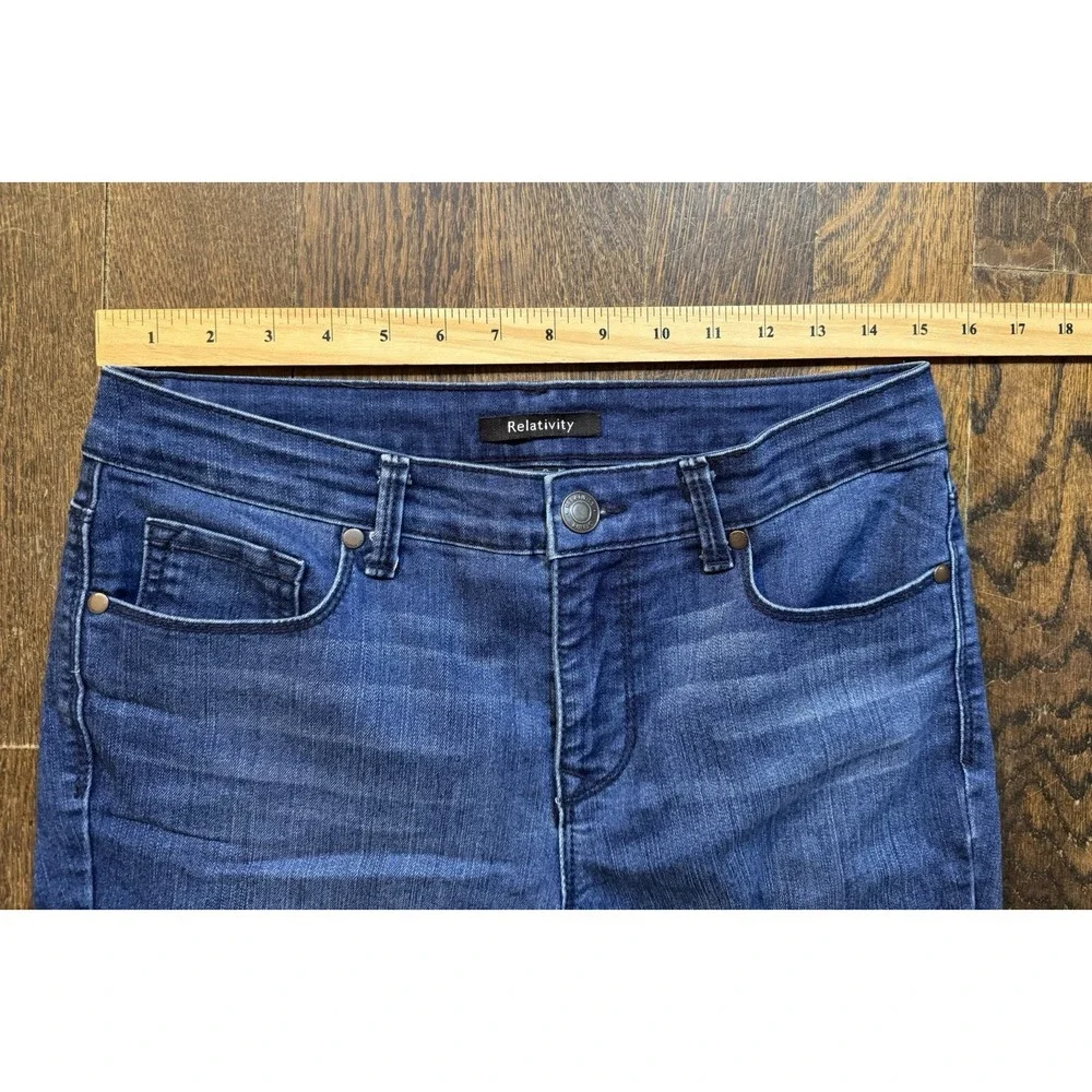 Relativity Jeans Women's Size 8 (30x28.5) Skinny Mid Rise Blue‎